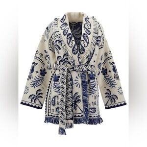 Elegant Blue and Cream Patterned Teddy Jacket